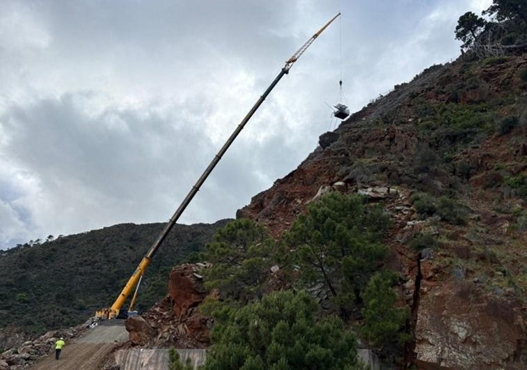 La Junta inicia las voladuras para estabilizar la ladera de la carretera Ronda-San Pedro